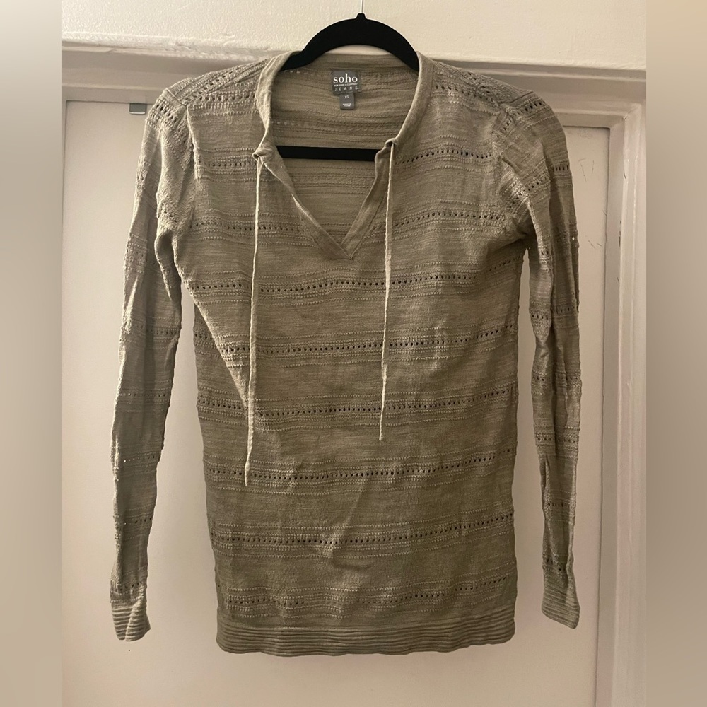 SoHo New York & Co Jeabs Long sleeve top size XS